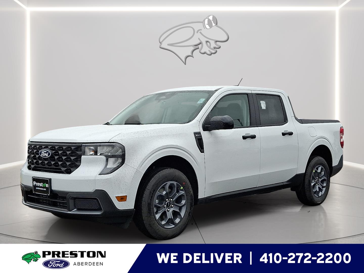 Oxford White 2026 Ford Maverick XLT SuperCrew AWD Pickup Truck All-Wheel Drive 8-Speed Automatic