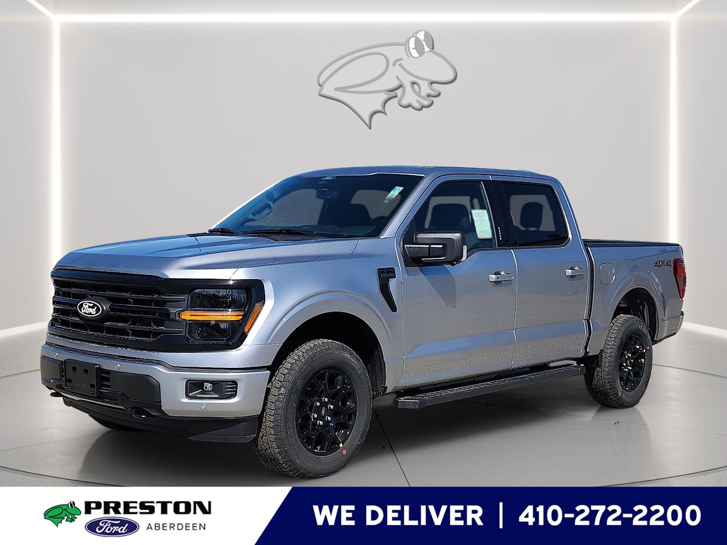 Iconic Silver Metallic 2026 Ford F-150 XLT SuperCrew 4WD Pickup Truck Four-Wheel Drive Automatic