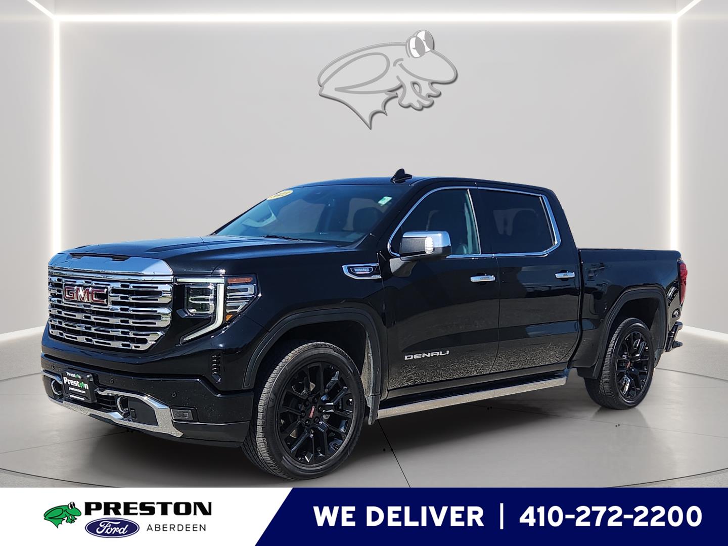 Onyx Black 2023 GMC Sierra 1500 Denali Crew Cab 4WD Pickup Truck Four-Wheel Drive Automatic