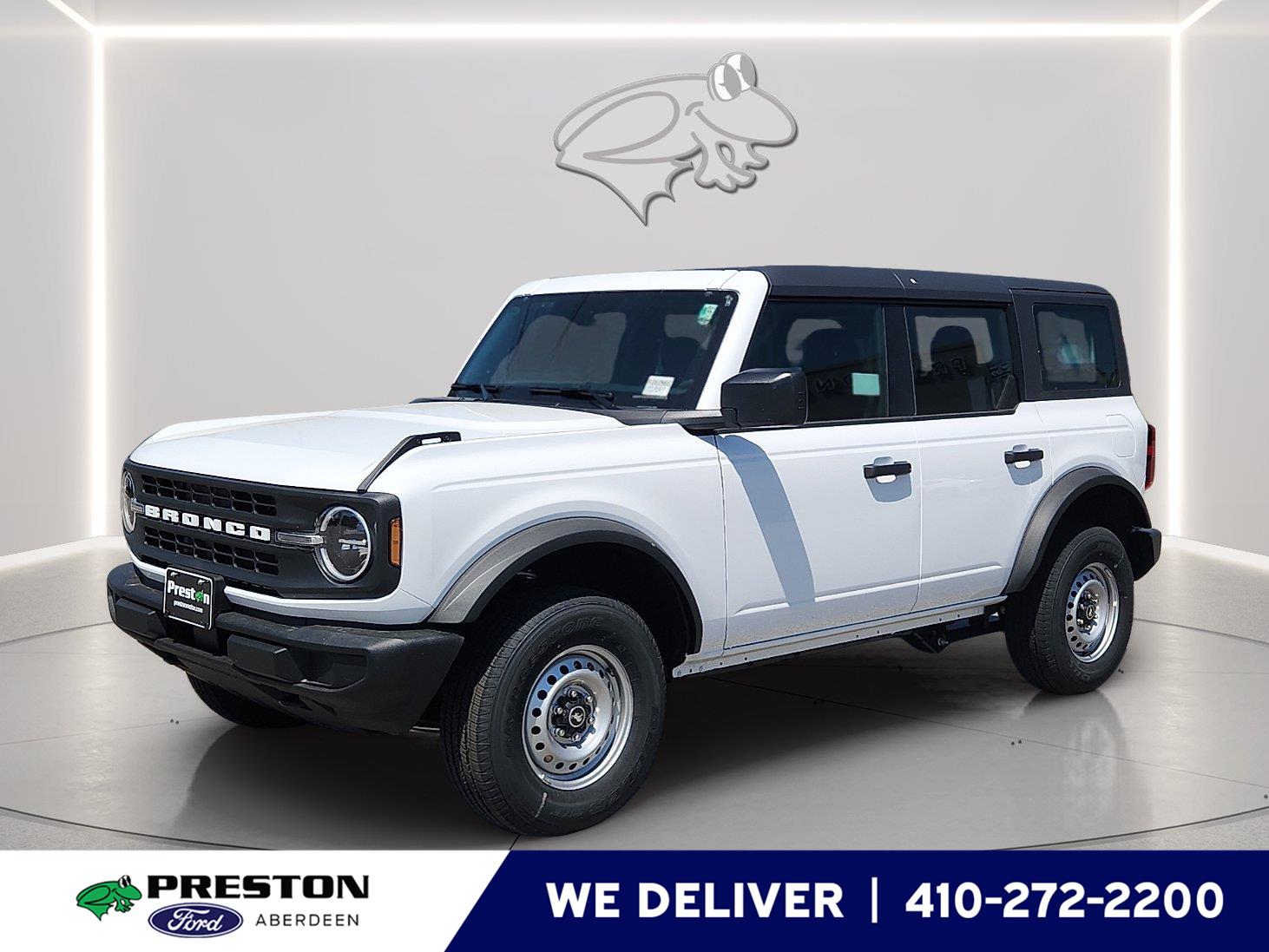 Oxford White 2026 Ford Bronco SUV / Crossover Four-Wheel Drive 7-Speed Manual