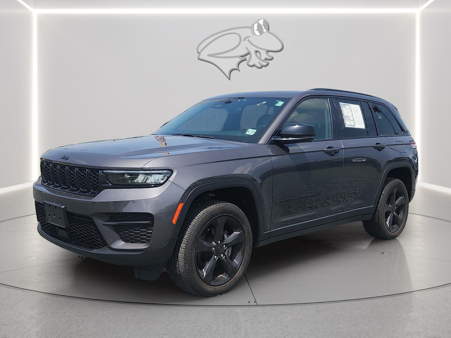 Baltic Gray Metallic Clearcoat 2022 Jeep Grand Cherokee SUV / Crossover Four-Wheel Drive 8-Speed Automatic