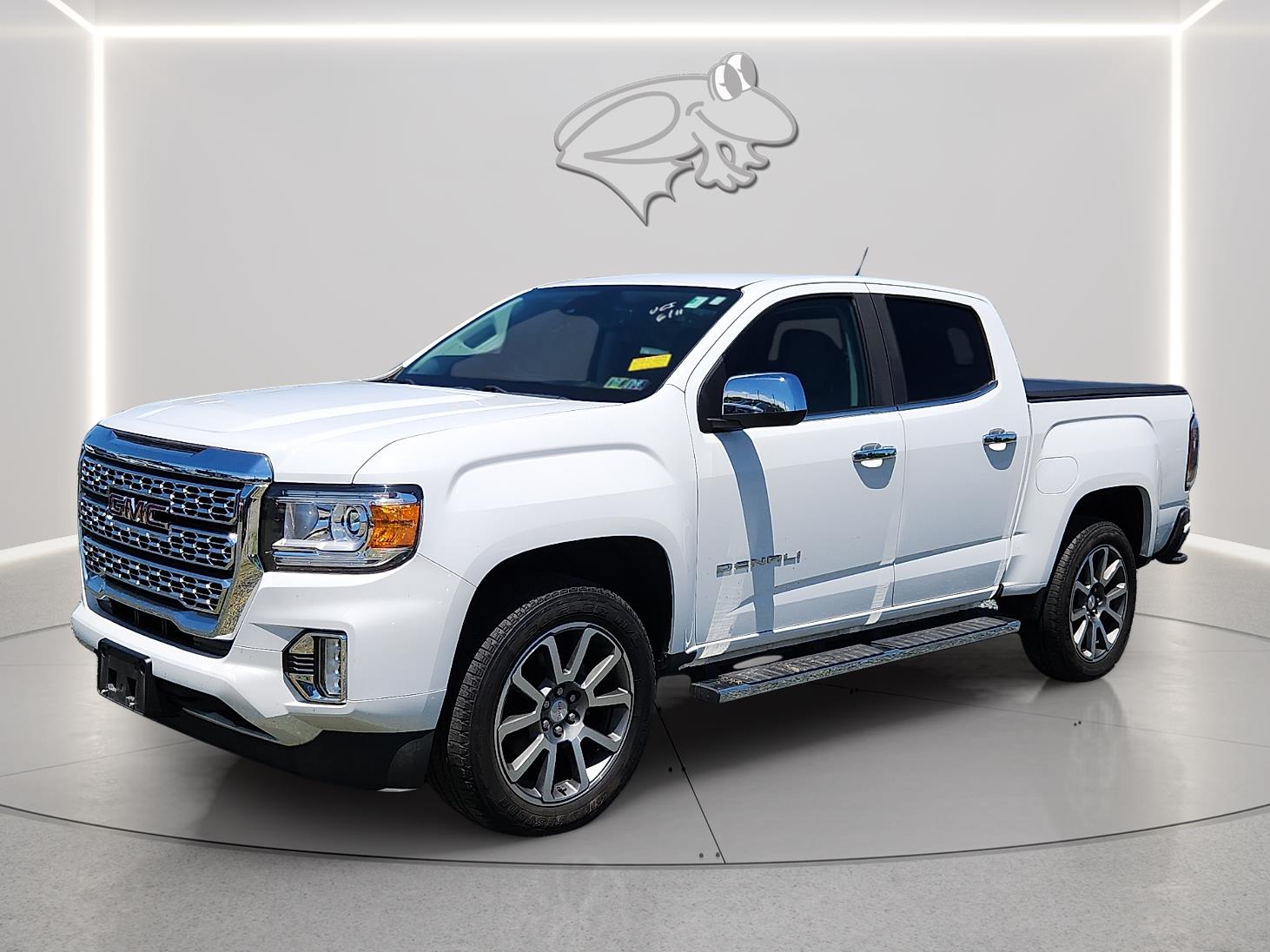 Summit White 2022 GMC Canyon Pickup Truck Four-Wheel Drive 8-Speed Automatic