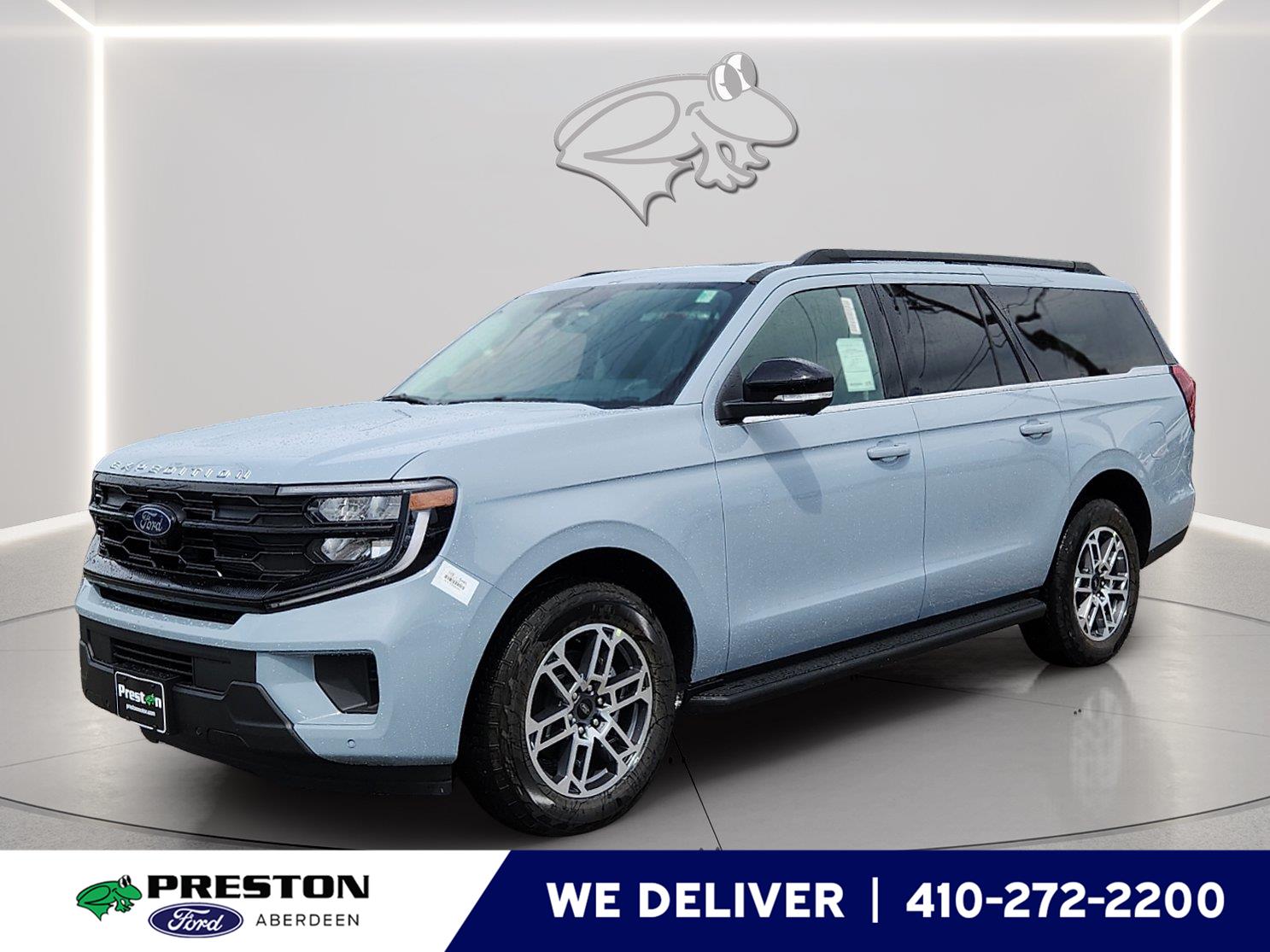 Glacier Gray Metallic Tri-Coat 2026 Ford Expedition SUV / Crossover Four-Wheel Drive Automatic
