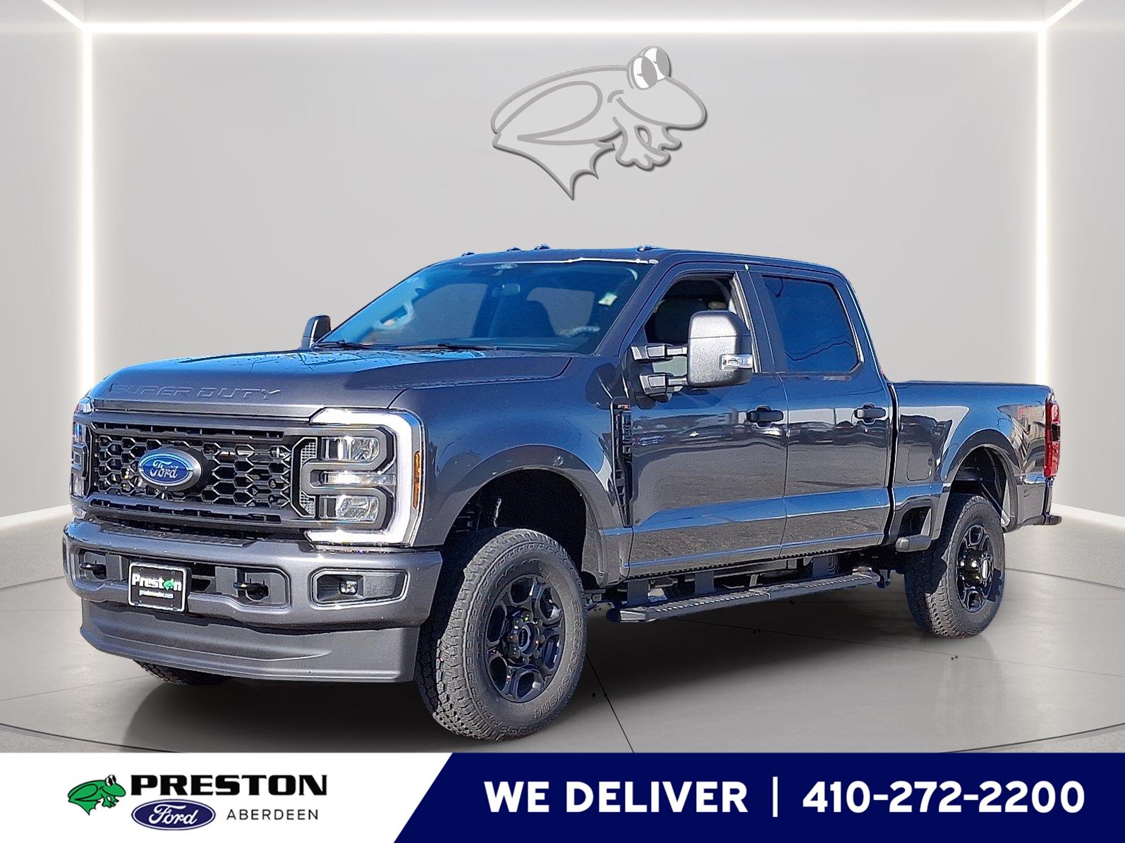 Carbonized Gray 2026 Ford F-250 Super Duty Pickup Truck Four-Wheel Drive Automatic