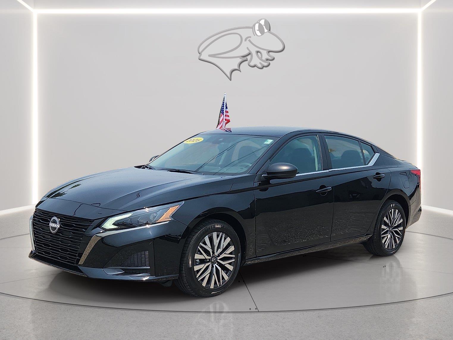 Super Black 2026 Nissan Altima Sedan All-Wheel Drive Continuously Variable Transmission