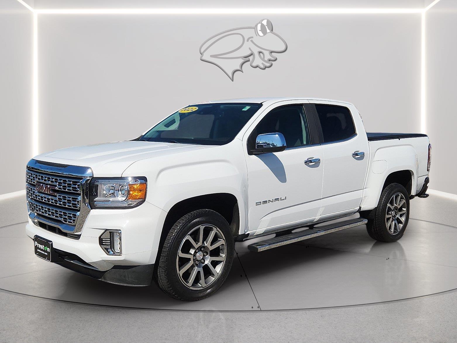 Summit White 2022 GMC Canyon Pickup Truck Four-Wheel Drive 8-Speed Automatic