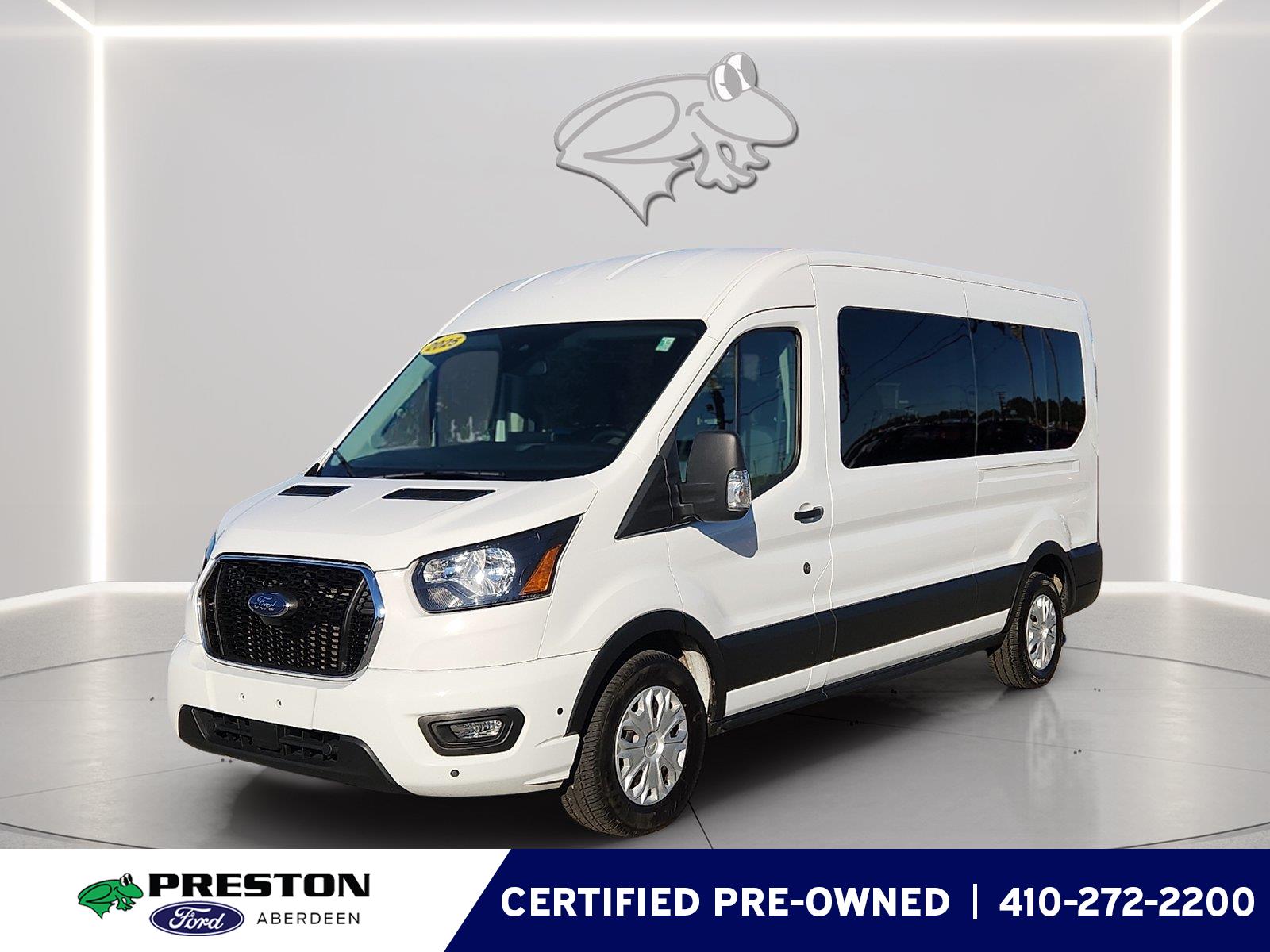 Oxford White 2025 Ford Transit Passenger Van Rear-Wheel Drive Automatic