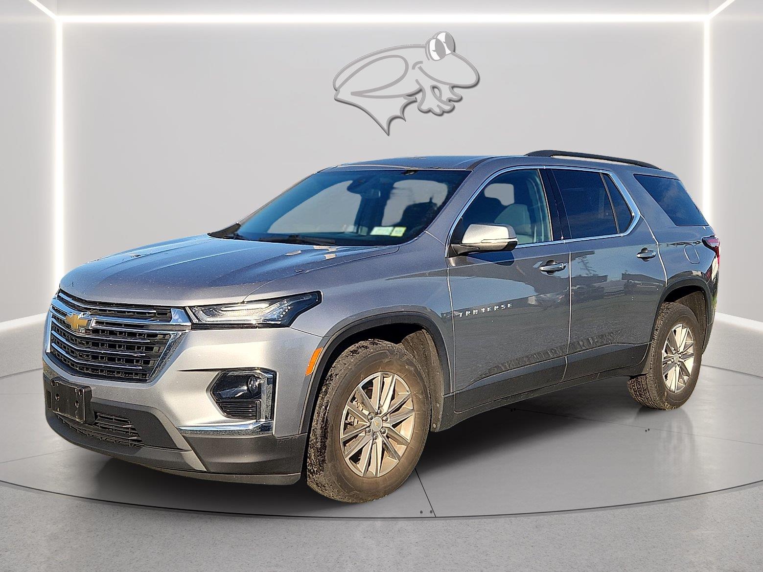 Silver Sage Metallic 2023 Chevrolet Traverse SUV / Crossover Four-Wheel Drive 9-Speed Automatic