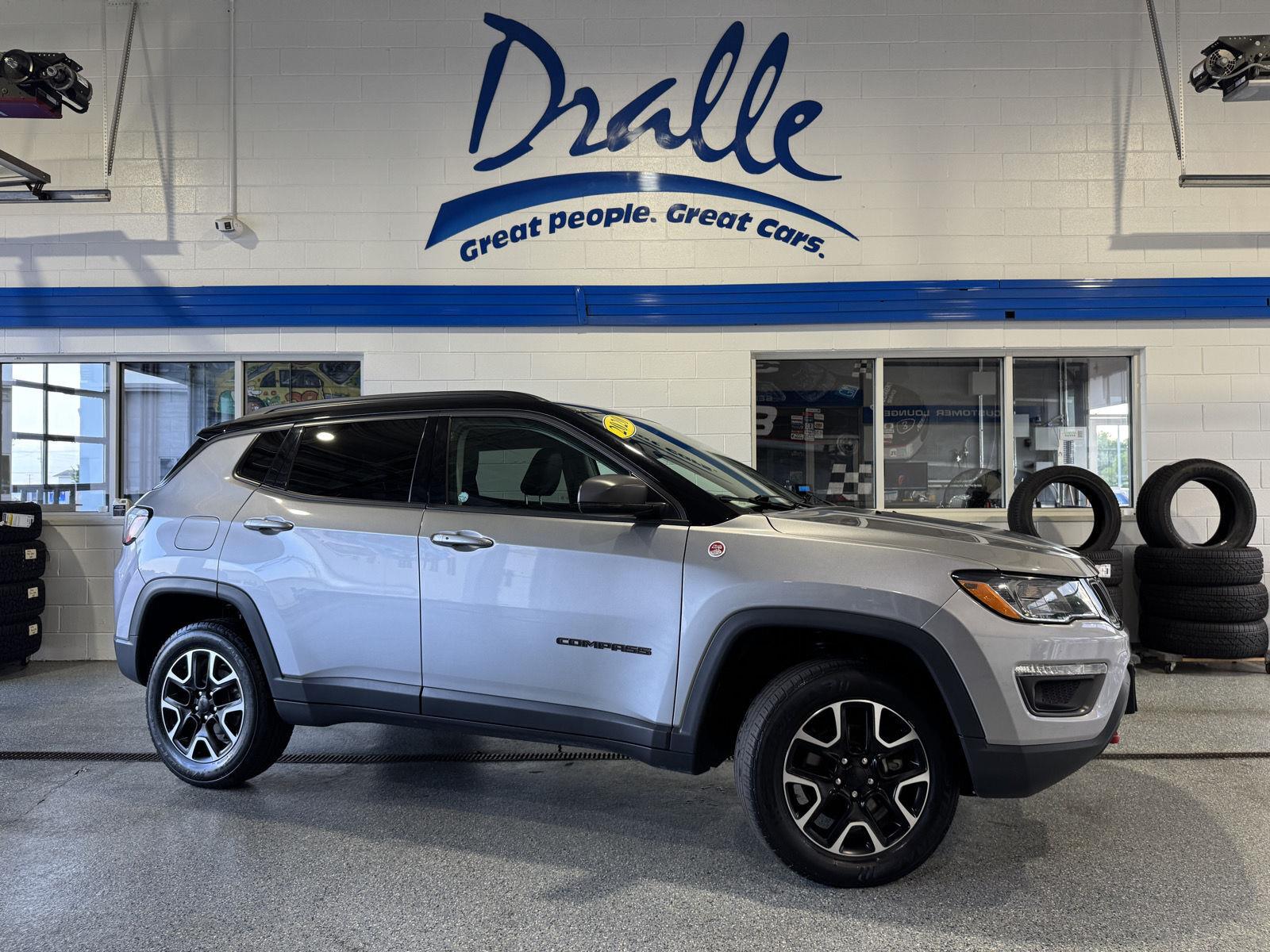 Billet Silver Metallic Clearcoat 2020 Jeep Compass SUV / Crossover Four-Wheel Drive 9-Speed Automatic
