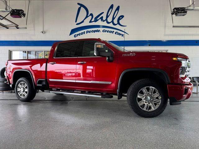 Radiant Red Tintcoat 2026 Chevrolet Silverado 3500HD High Country Crew Cab 4WD Pickup Truck Four-Wheel Drive Automatic