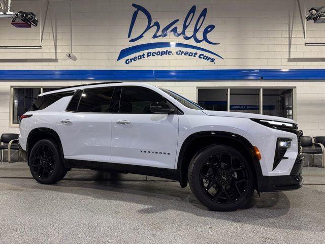 Polar White Tricoat 2026 Chevrolet Traverse SUV / Crossover Front-Wheel Drive 8-Speed Automatic