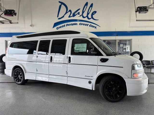 Summit White 2026 Chevrolet Express Cargo Van Rear-Wheel Drive 8-Speed Automatic
