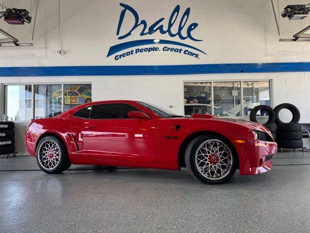 Victory Red 2010 Chevrolet Camaro Coupe Rear-Wheel Drive 6-Speed Automatic