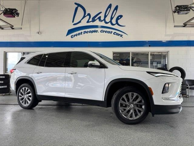 Summit White 2025 Buick Enclave SUV / Crossover Front-Wheel Drive 8-Speed Automatic