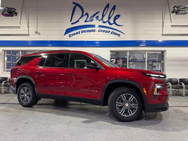 Radiant Red Tintcoat 2026 Chevrolet Traverse SUV / Crossover Front-Wheel Drive 8-Speed Automatic