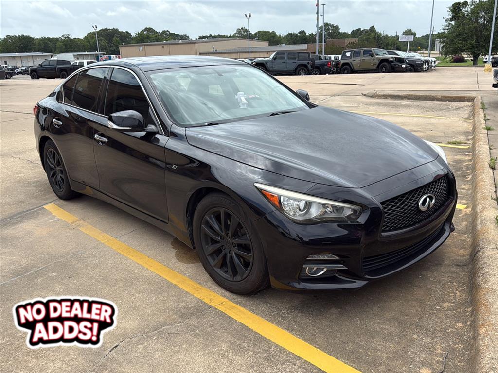 2015 INFINITI Q50 3.7 Premium RWD Sedan Rear-Wheel Drive