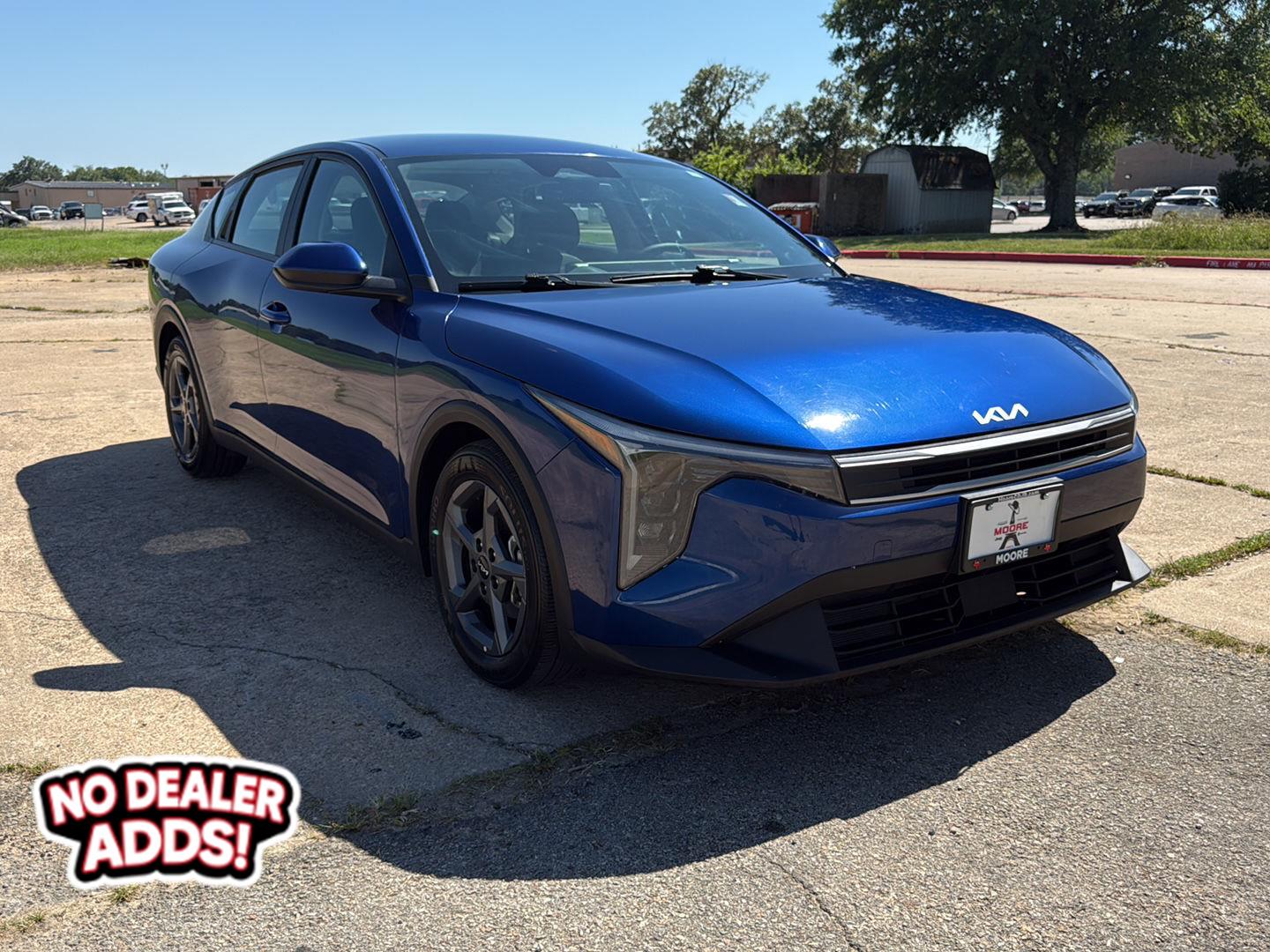 2025 Kia K4 LXS FWD