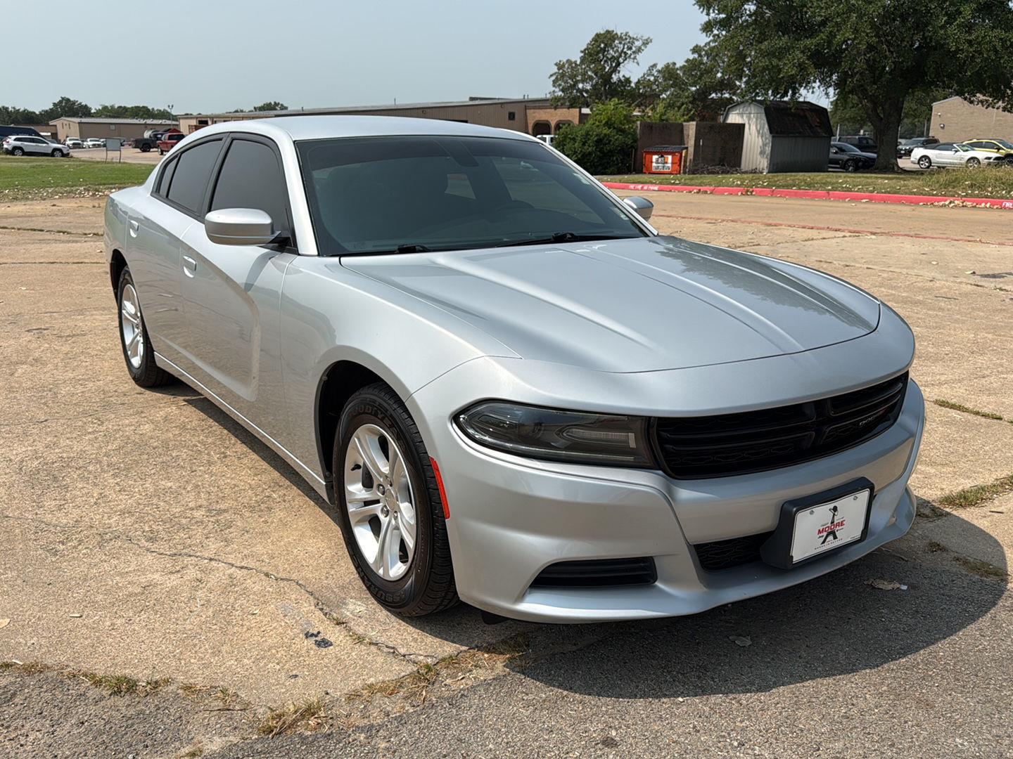 Triple Nickel Clearcoat 2020 Dodge Charger Sedan Rear-Wheel Drive 8-Speed Automatic