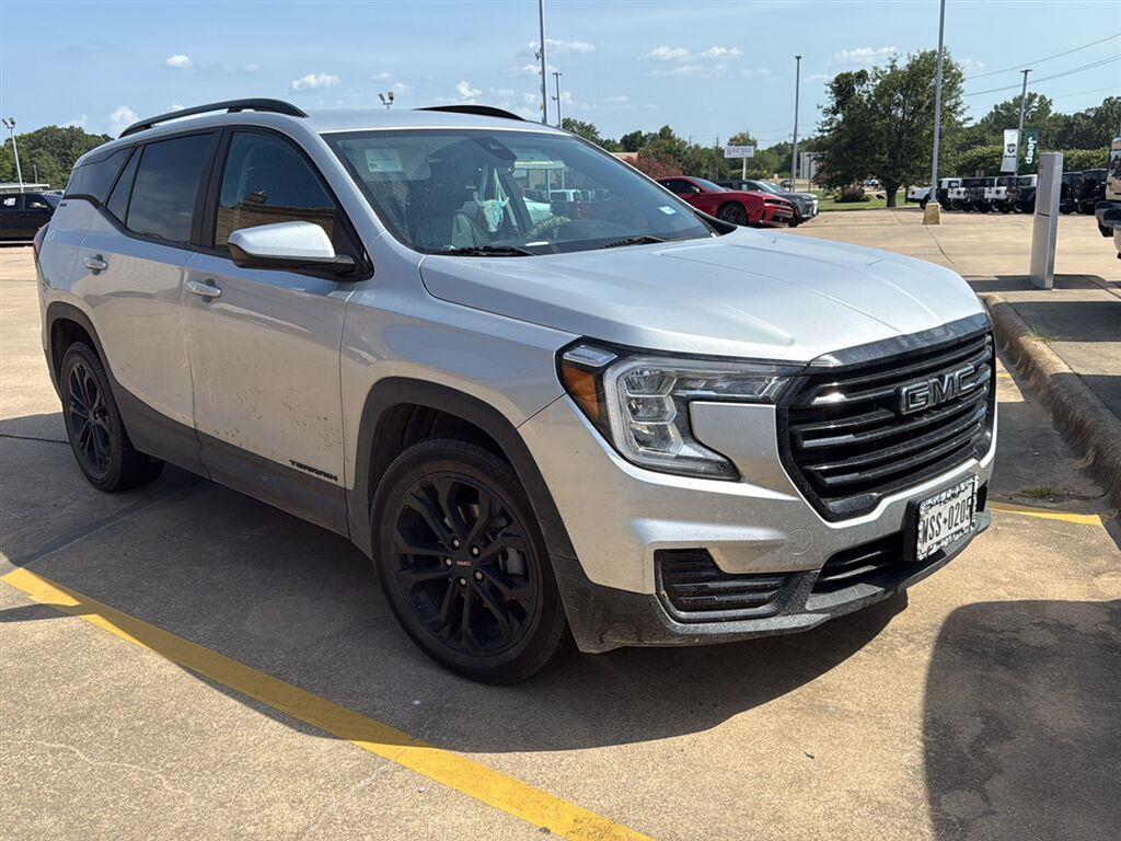 Silver 2022 GMC Terrain SUV / Crossover Front-Wheel Drive Automatic