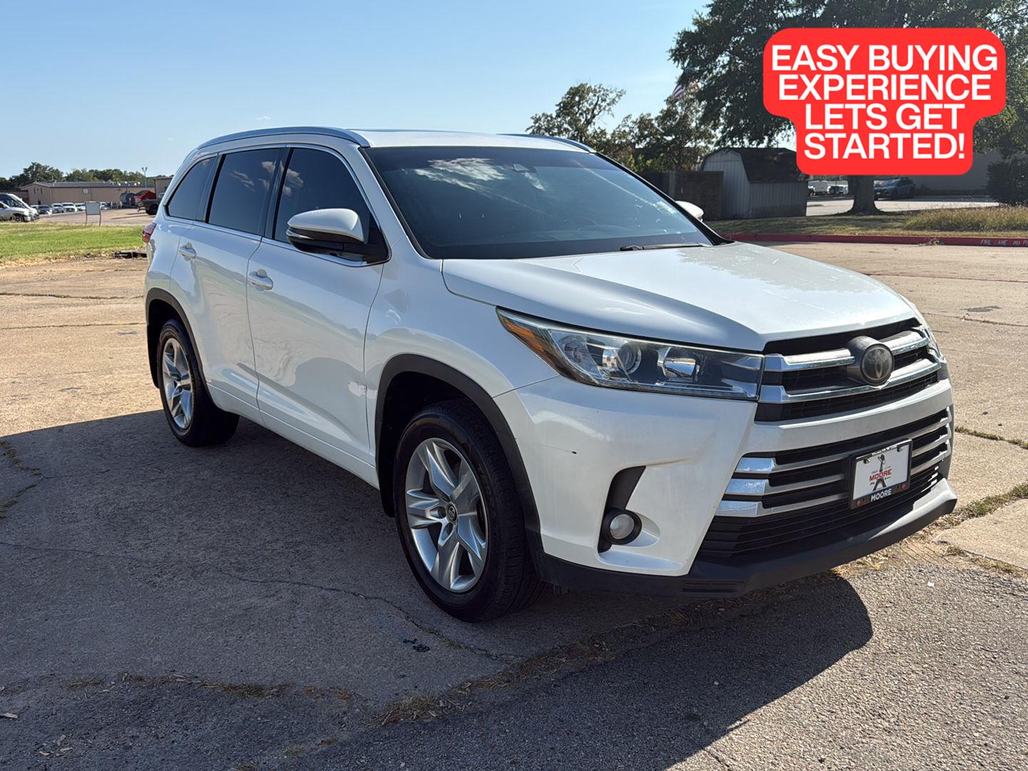 White (Blizzard Pearl) 2017 Toyota Highlander SUV / Crossover Front-Wheel Drive 8-Speed Automatic