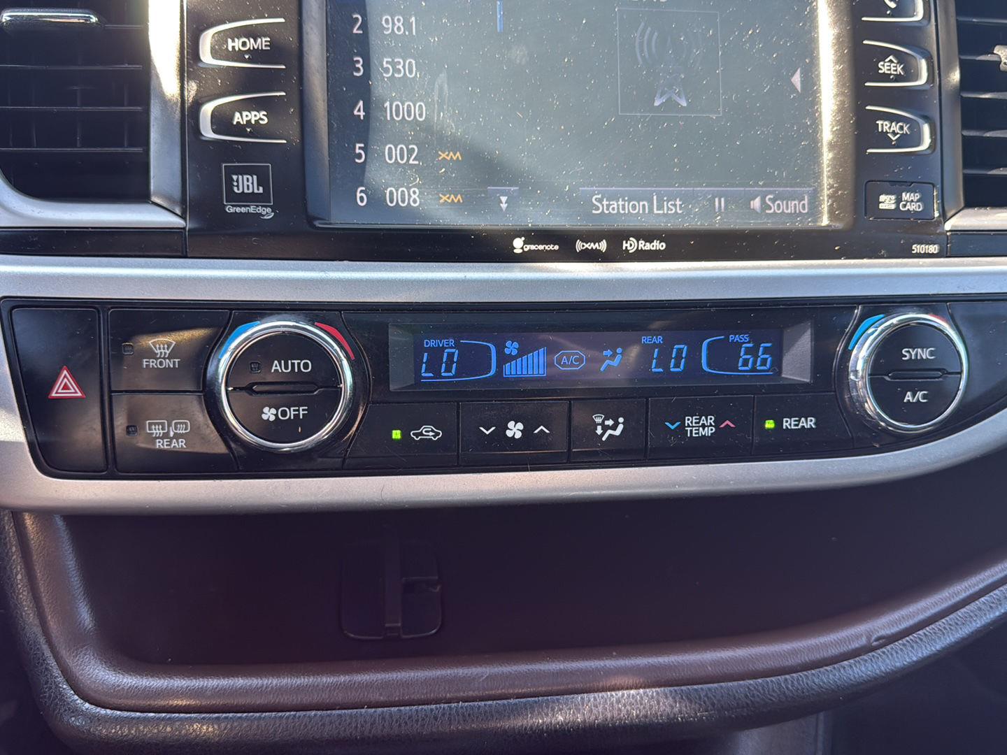 2017 Toyota Highlander 18