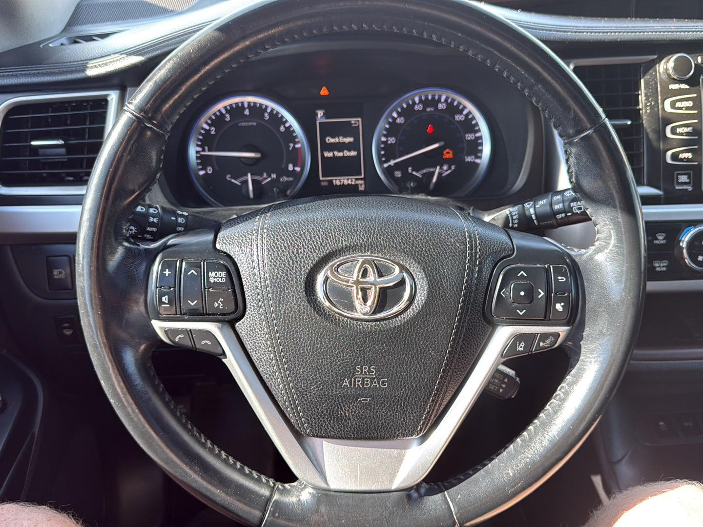 2017 Toyota Highlander 24