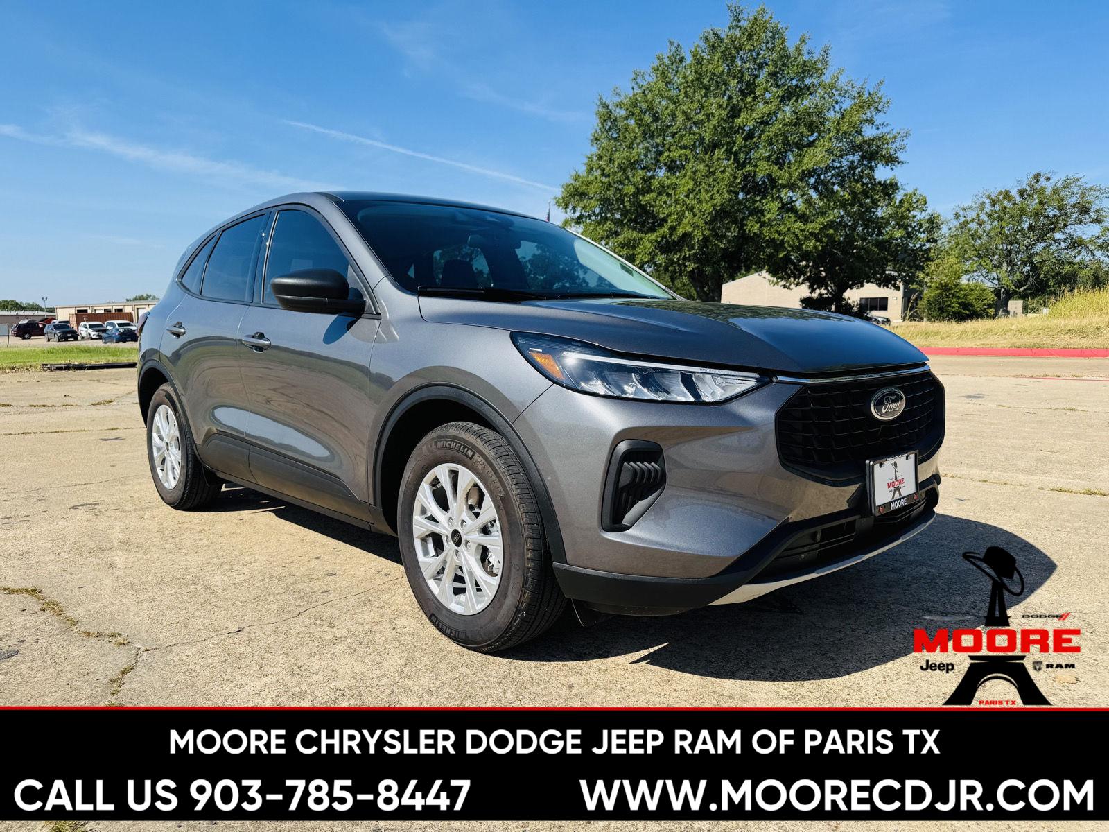 Carbonized Gray 2026 Ford Escape SUV / Crossover Front-Wheel Drive 8-Speed Automatic