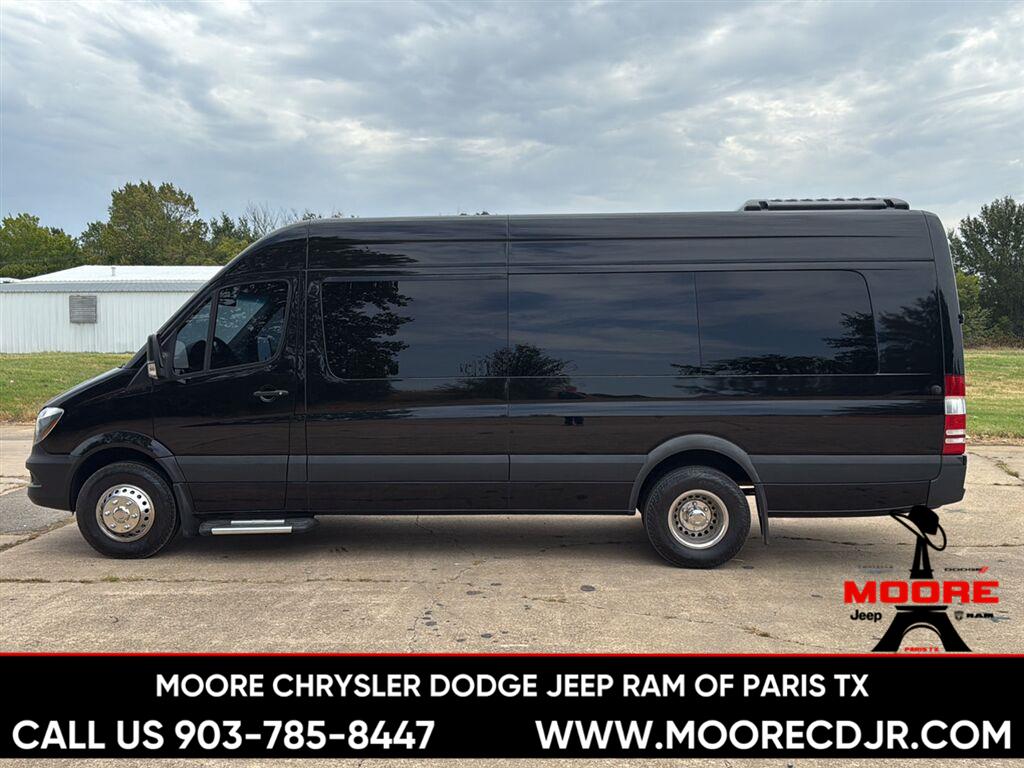 Used 2017 Obsidian Black Metallic Mercedes-Benz 3500XD image 6