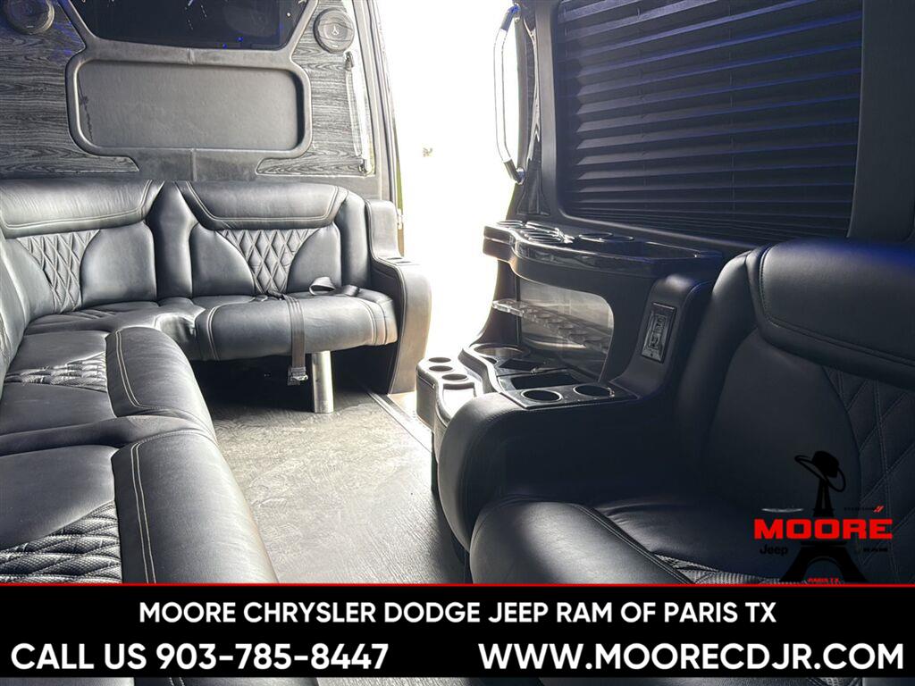 Used 2017 Obsidian Black Metallic Mercedes-Benz 3500XD image 12