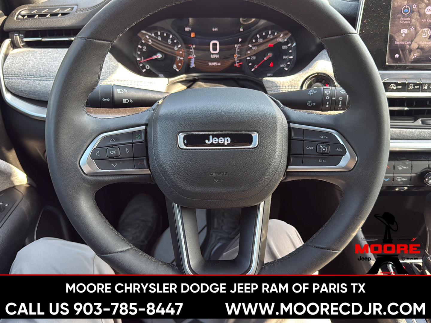 Used 2025 Bright White Clearcoat Jeep Latitude image 14