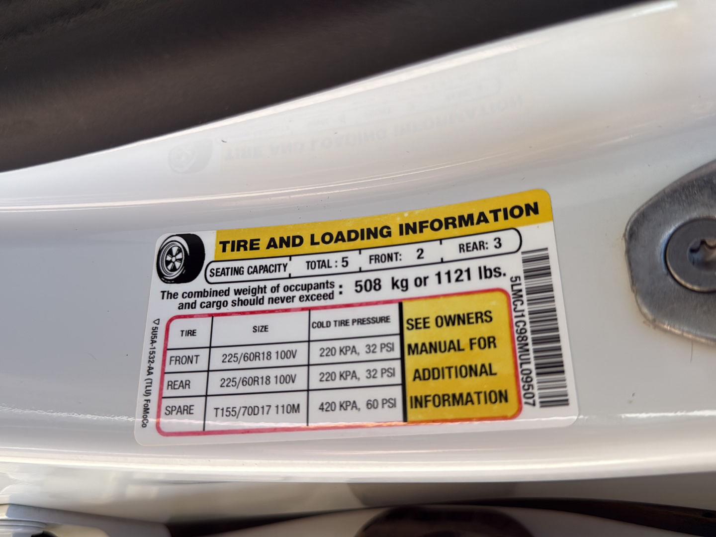 Used 2021 Pristine White Lincoln Standard image 44