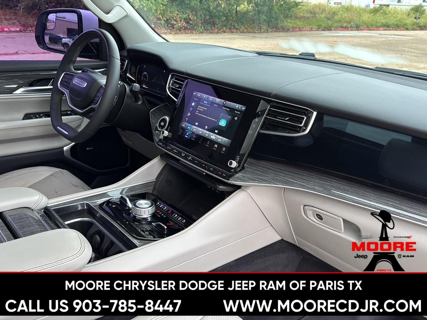 Used 2022 Bright White Clearcoat Jeep Series III image 40