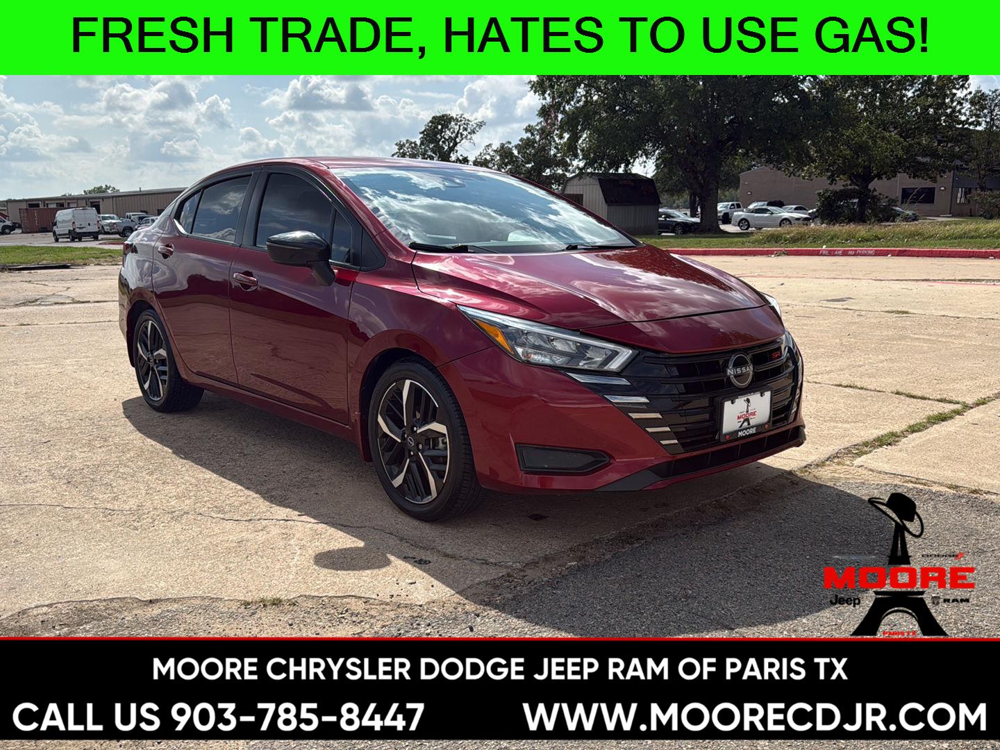2023 Nissan Versa SR FWD