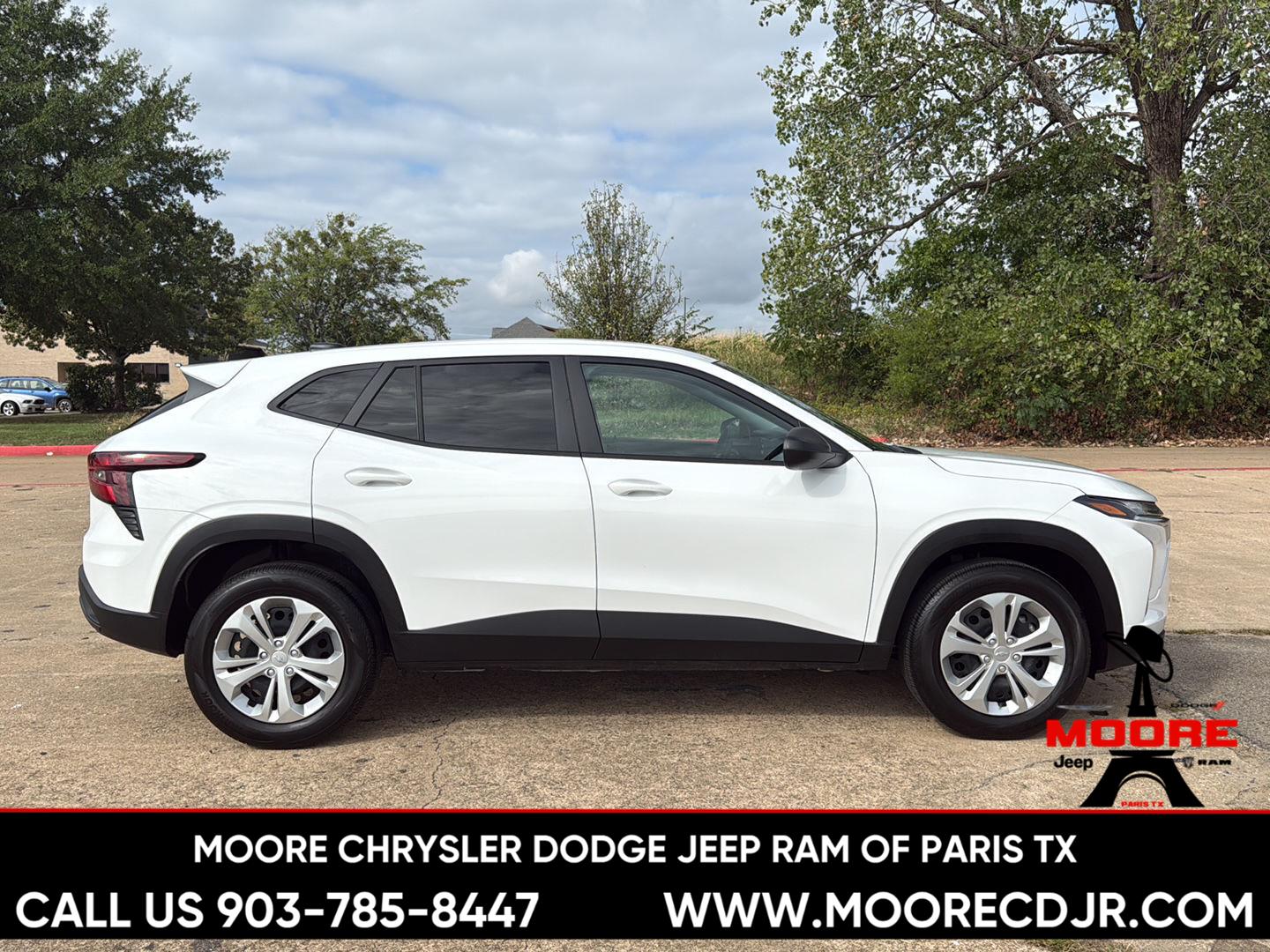 Used 2026 Summit White Chevrolet LS image 8