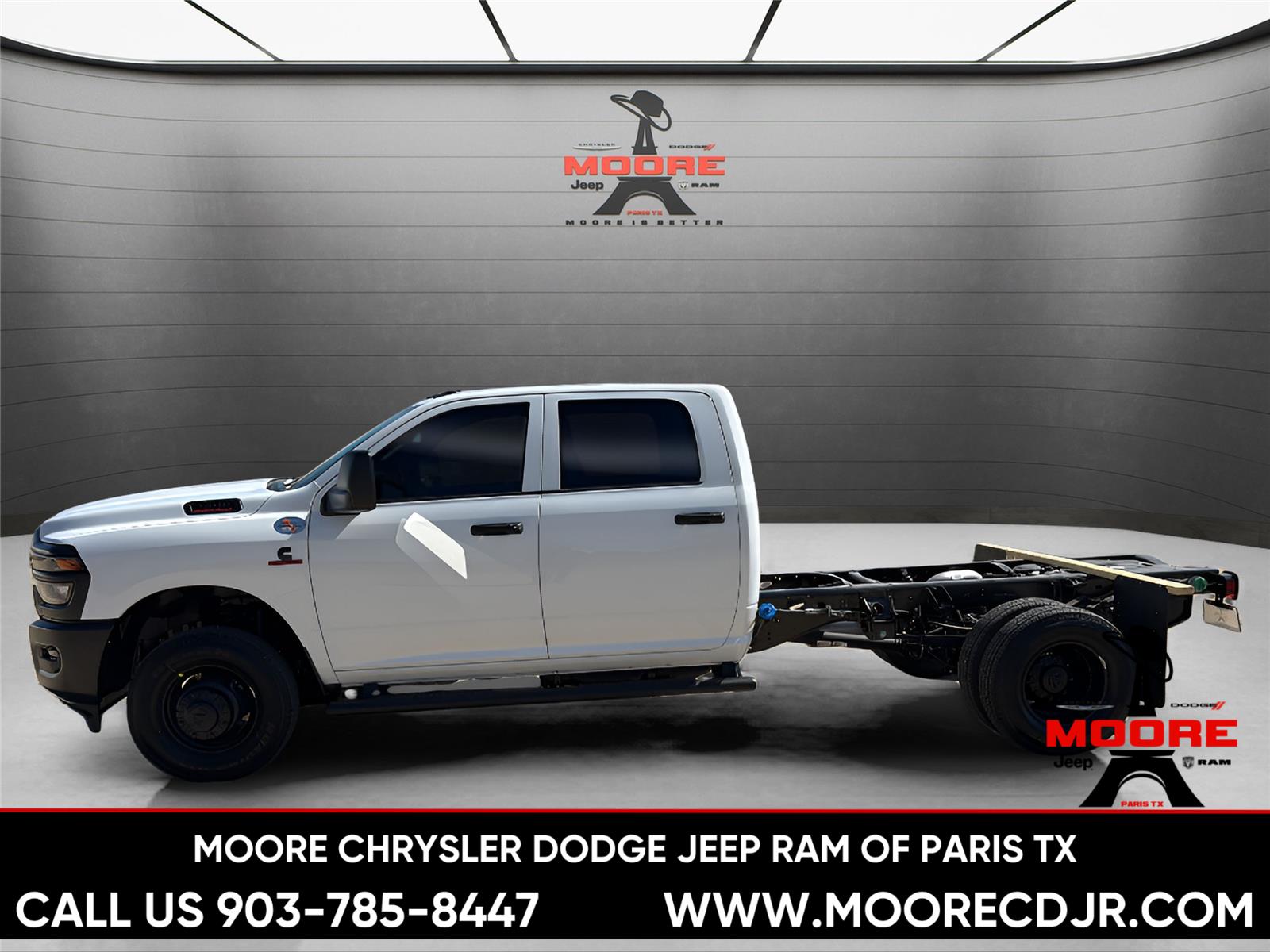 New 2026 Bright White Clear-Coat Exterior Paint RAM Tradesman image 5
