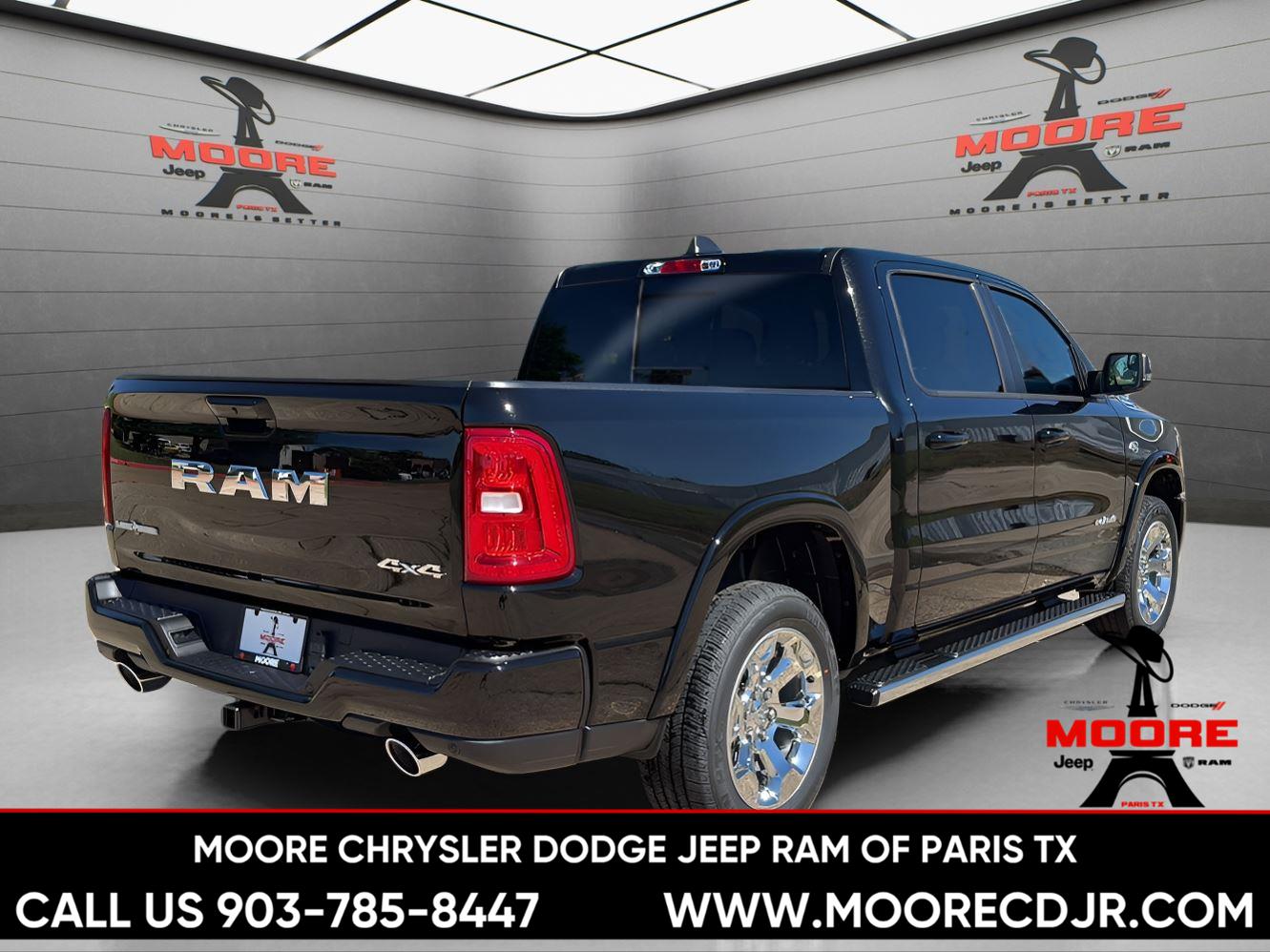 New 2026 Diamond Black Crystal Pearl-Coat Exterior Paint RAM Lone Star image 9