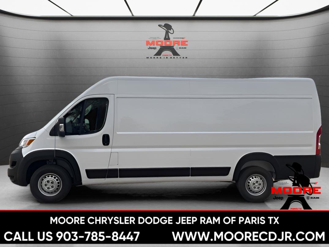New 2026 Bright White Clear-Coat Exterior Paint RAM Tradesman image 3