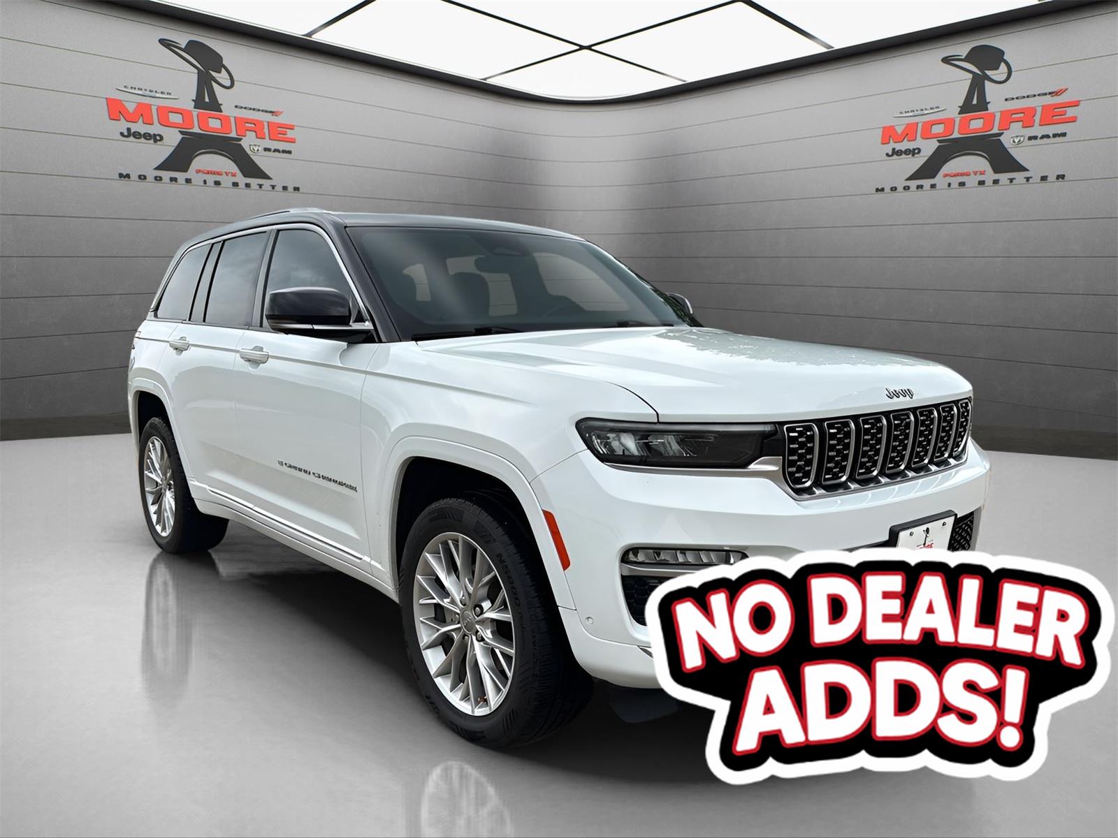 Bright White Clearcoat 2022 Jeep Grand Cherokee Summit RWD SUV / Crossover 4X2 8-Speed Automatic