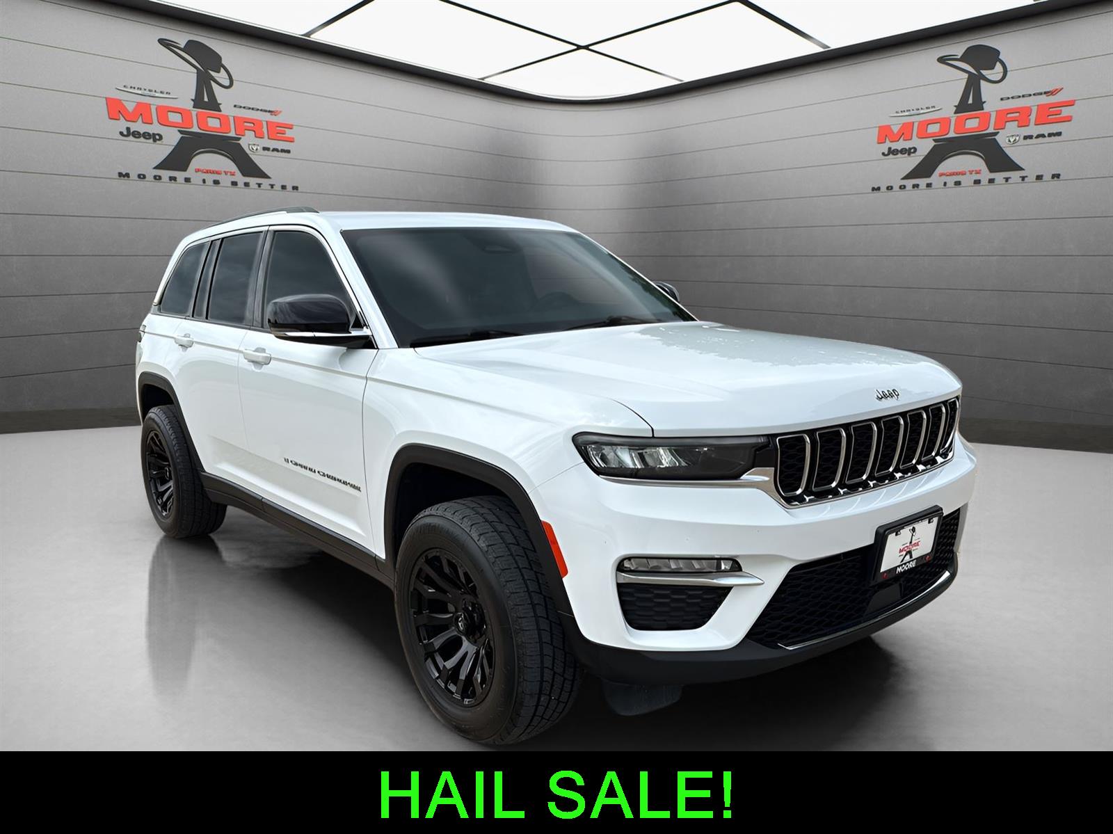 Bright White Clearcoat 2022 Jeep Grand Cherokee Limited RWD SUV / Crossover 4X2 8-Speed Automatic