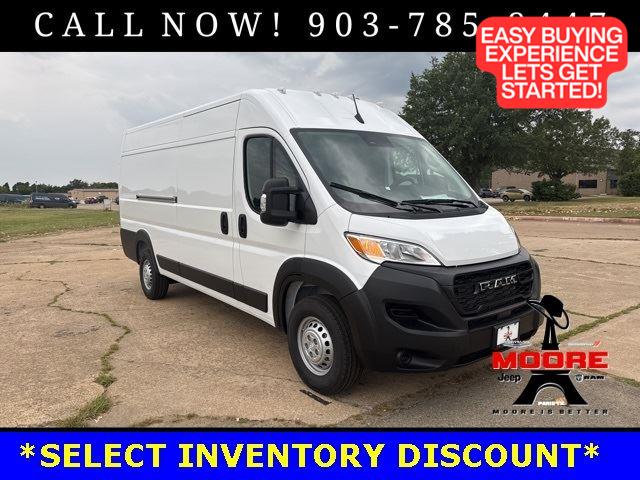 Bright White Clearcoat 2026 RAM ProMaster Van Front-Wheel Drive 9-Speed Automatic