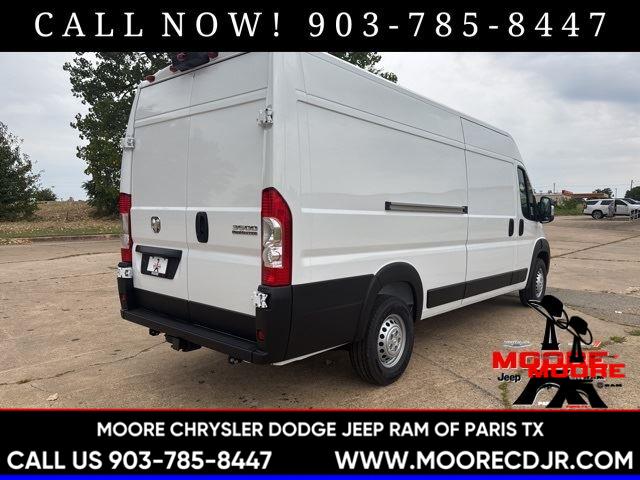 New 2026 Bright White Clear-Coat Exterior Paint RAM Tradesman image 8