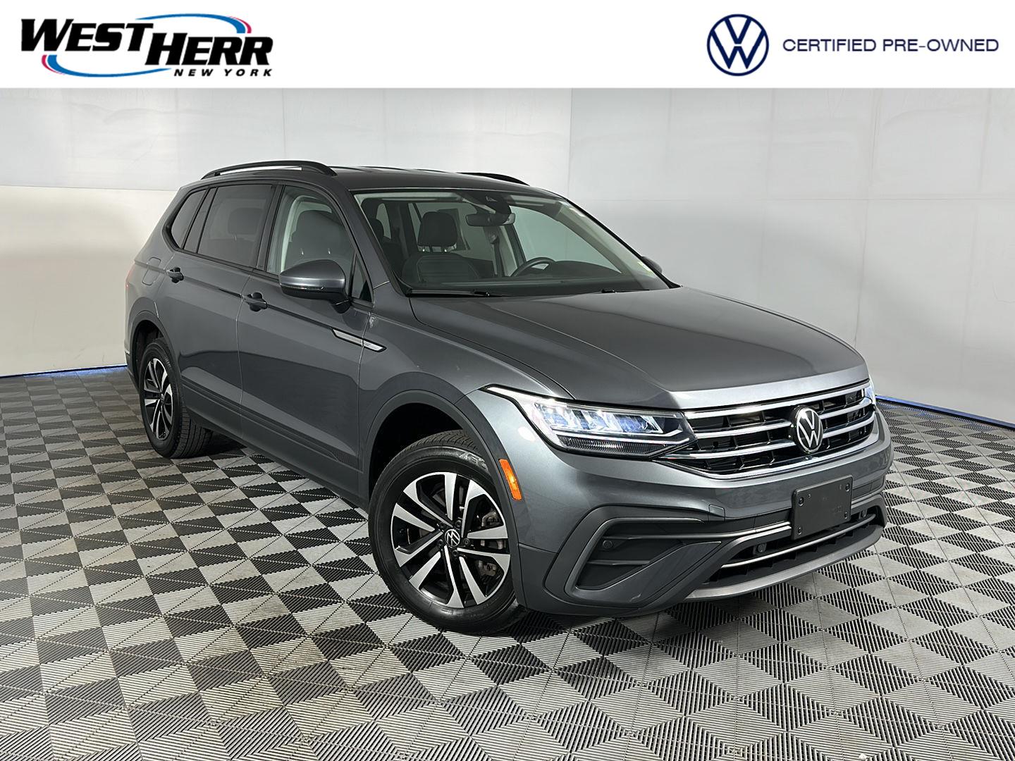 Platinum Gray Metallic 2024 Volkswagen Tiguan SUV / Crossover All-Wheel Drive Automatic
