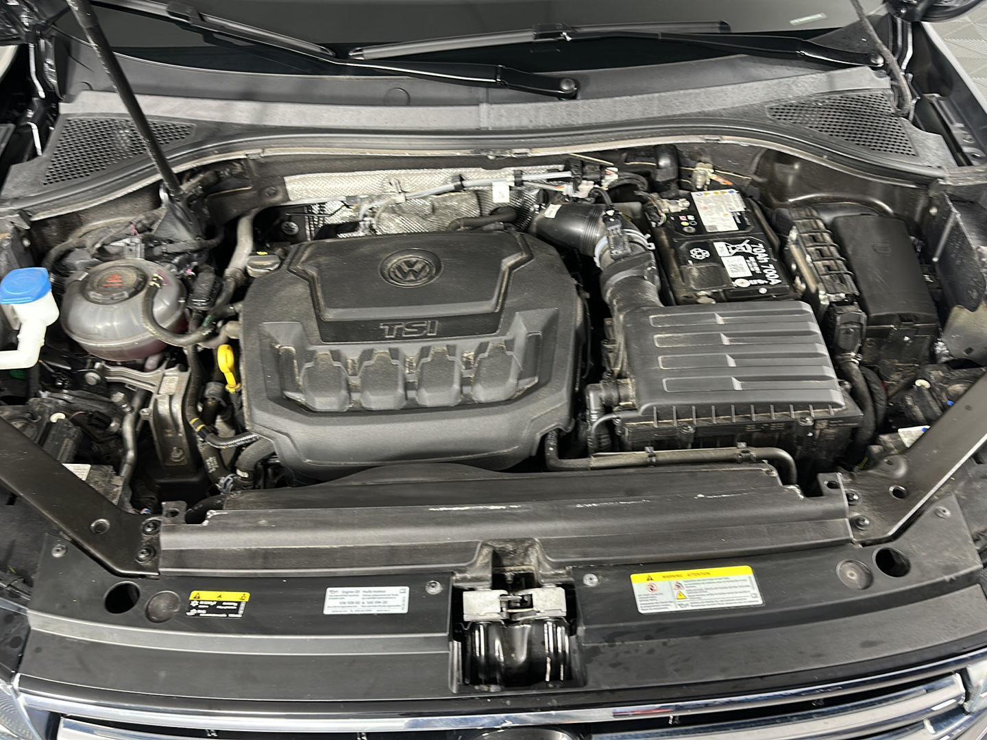Used 2024 Platinum Gray Metallic Volkswagen S image 18