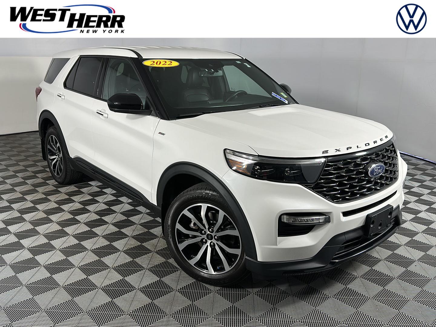 2022 Ford Explorer ST-Line