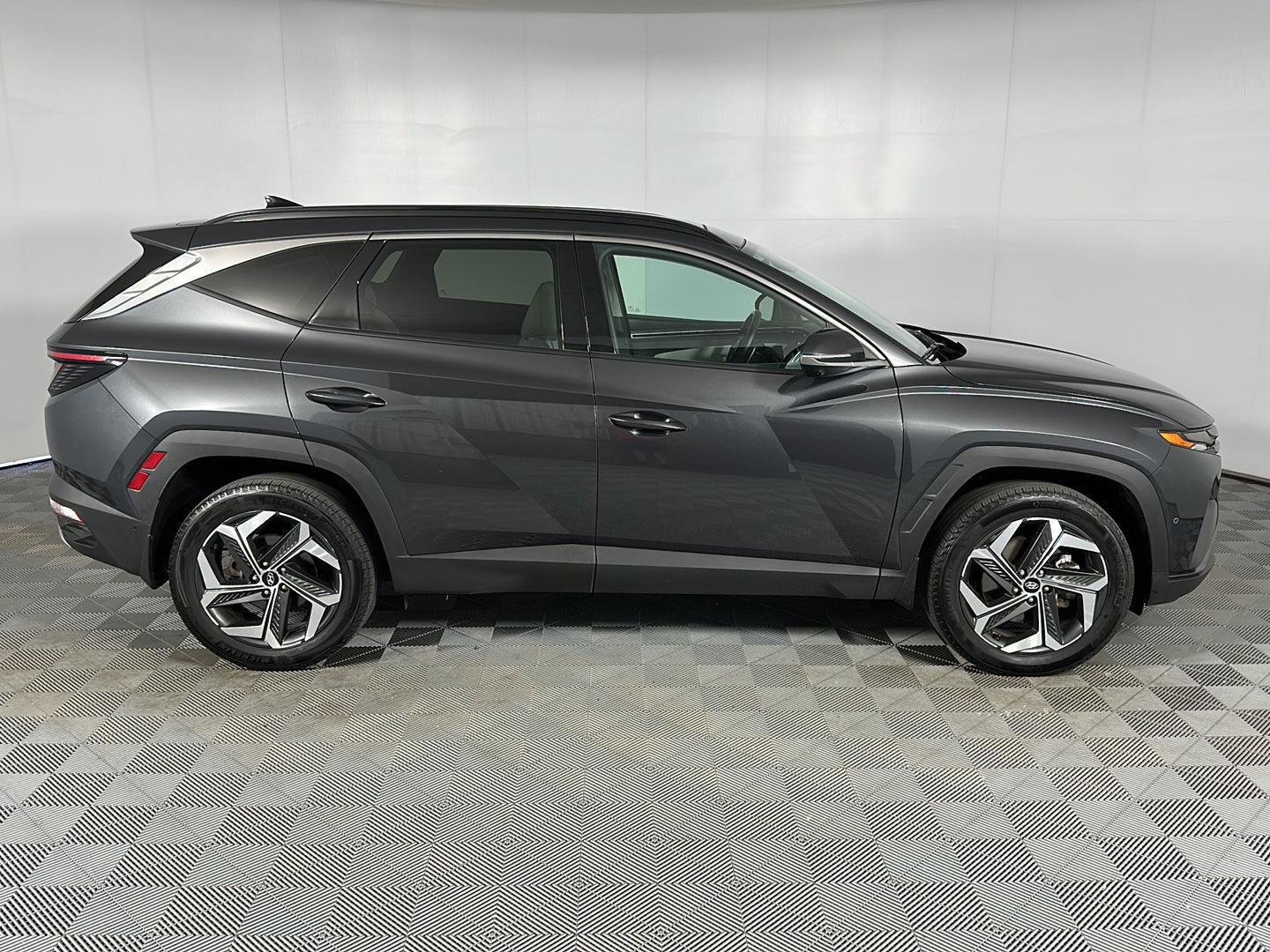 Used 2023 Portofino Gray Hyundai Limited image 16