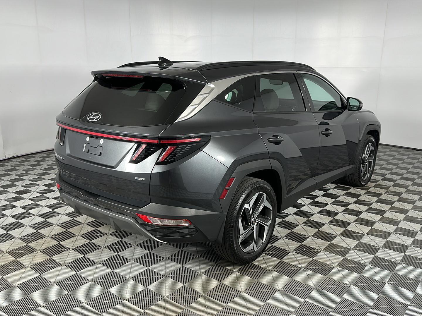 Used 2023 Portofino Gray Hyundai Limited image 14