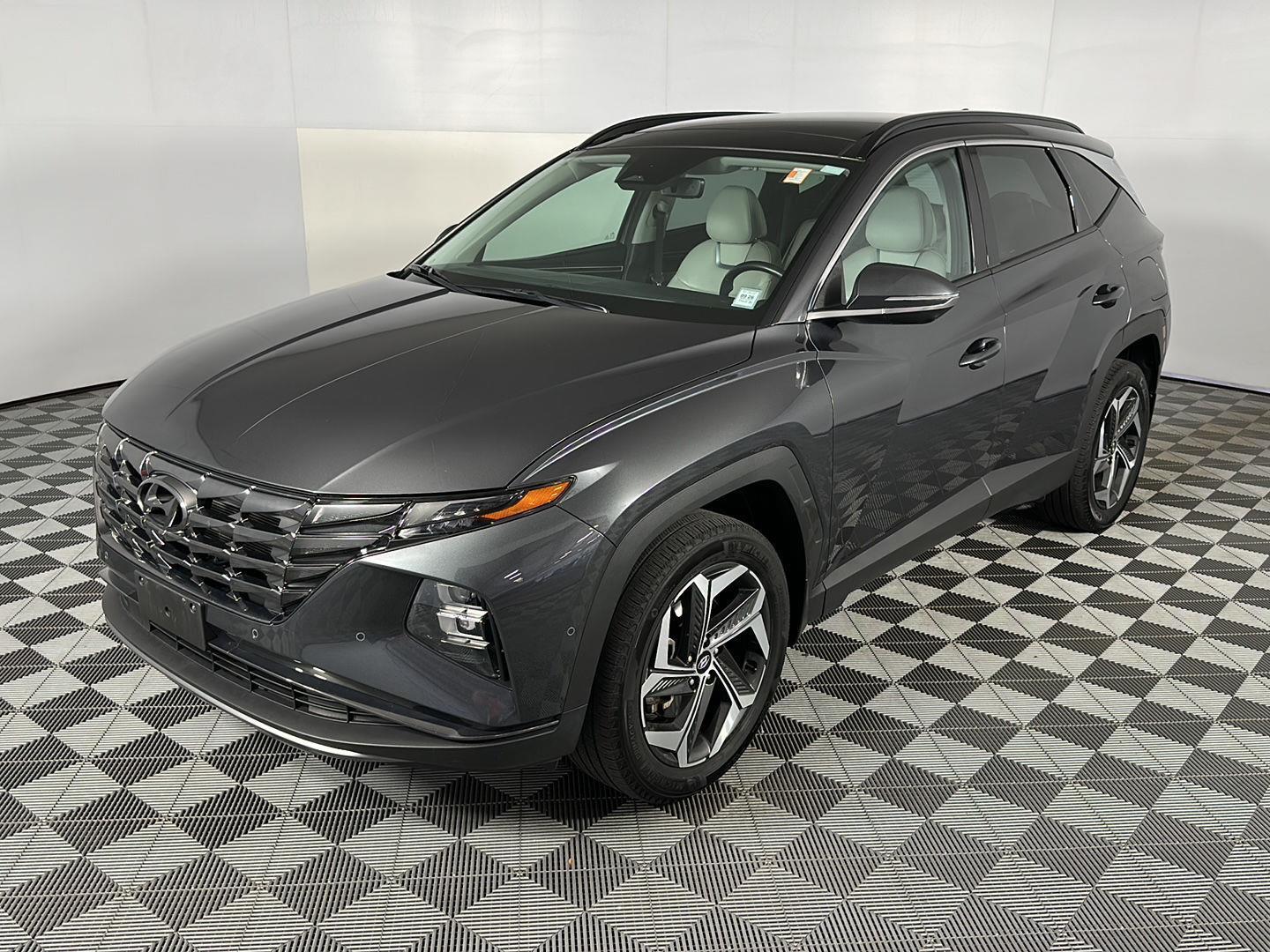 Used 2023 Portofino Gray Hyundai Limited image 5