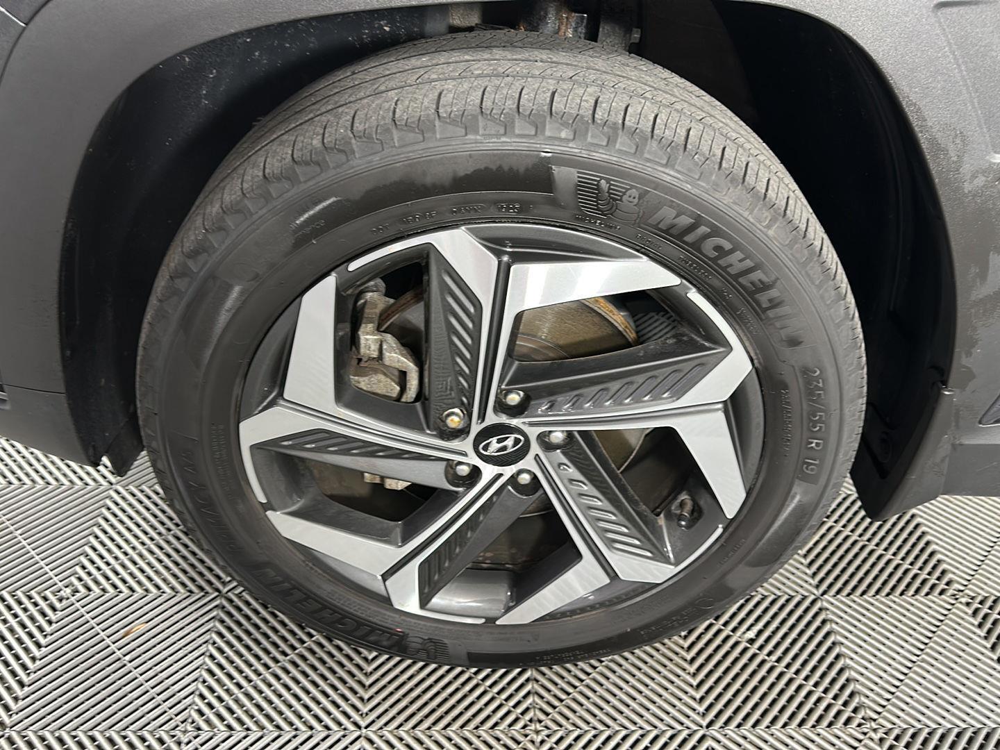 Used 2023 Portofino Gray Hyundai Limited image 18