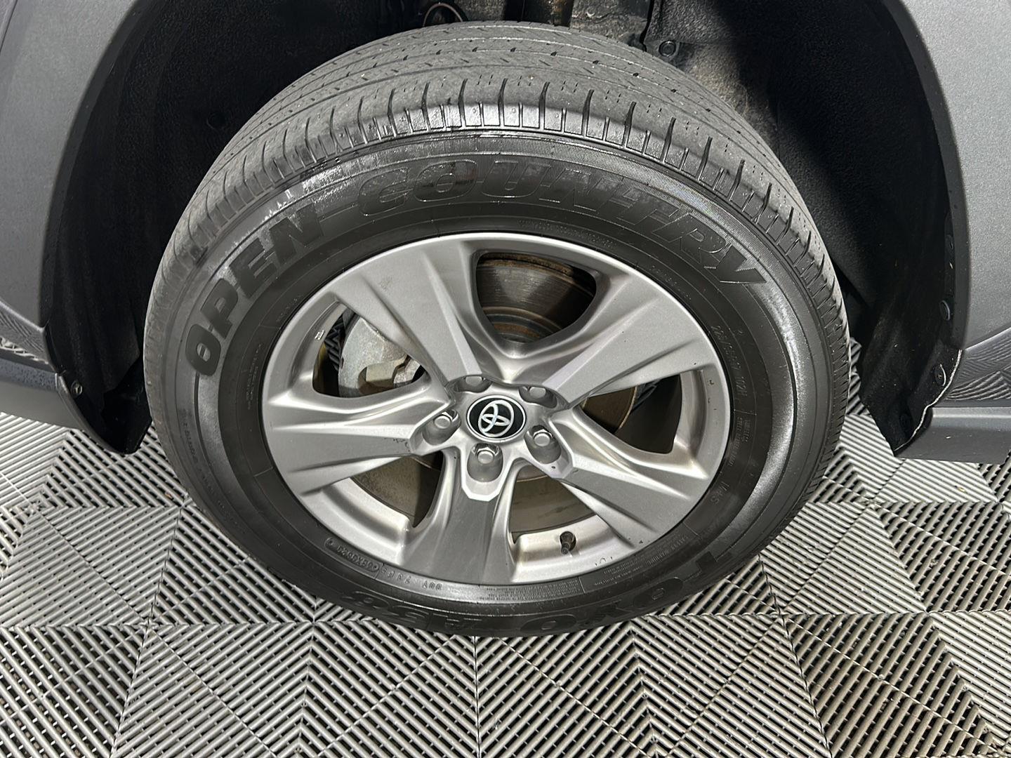 Used 2024 Magnetic Gray Metallic Toyota XLE image 23