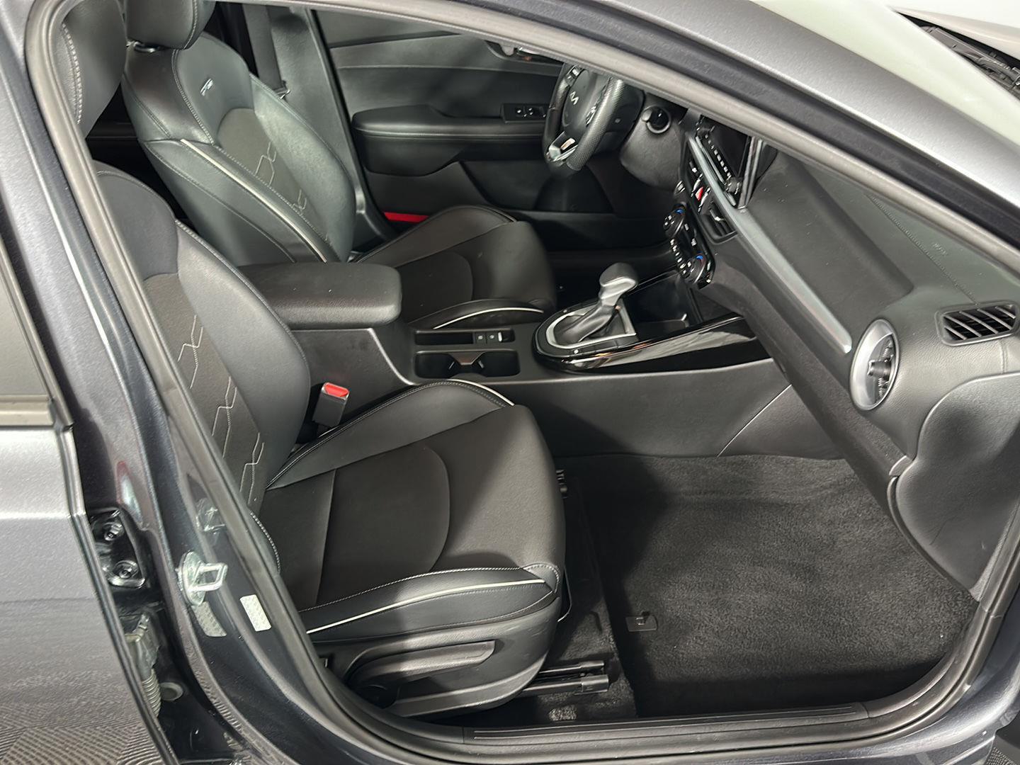 Used 2023 Gravity Gray Kia GT-Line image 20